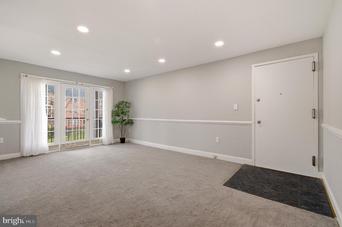 9457 FAIRFAX BLVD #202, FAIRFAX, Virginia 22031, 3 Bedrooms Bedrooms, ,2 BathroomsBathrooms,Residential,For sale,9457 FAIRFAX BLVD #202,VAFC2007766 MLS # VAFC2007766 9457 FAIRFAX BLVD #202, FAIRFAX, Virginia 22031, 3 Bedrooms Bedrooms, ,2 BathroomsBathrooms,Residential,For sale,9457 FAIRFAX BLVD #202,VAFC2007766 MLS # VAFC2007766