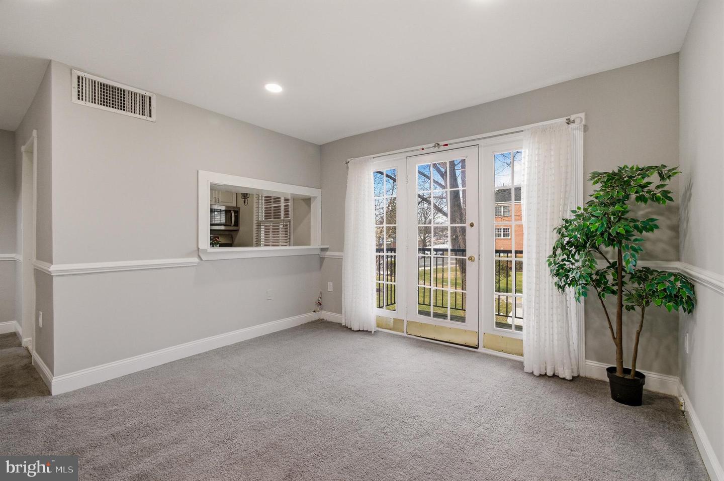 9457 FAIRFAX BLVD #202, FAIRFAX, Virginia 22031, 3 Bedrooms Bedrooms, ,2 BathroomsBathrooms,Residential,For sale,9457 FAIRFAX BLVD #202,VAFC2007766 MLS # VAFC2007766 9457 FAIRFAX BLVD #202, FAIRFAX, Virginia 22031, 3 Bedrooms Bedrooms, ,2 BathroomsBathrooms,Residential,For sale,9457 FAIRFAX BLVD #202,VAFC2007766 MLS # VAFC2007766