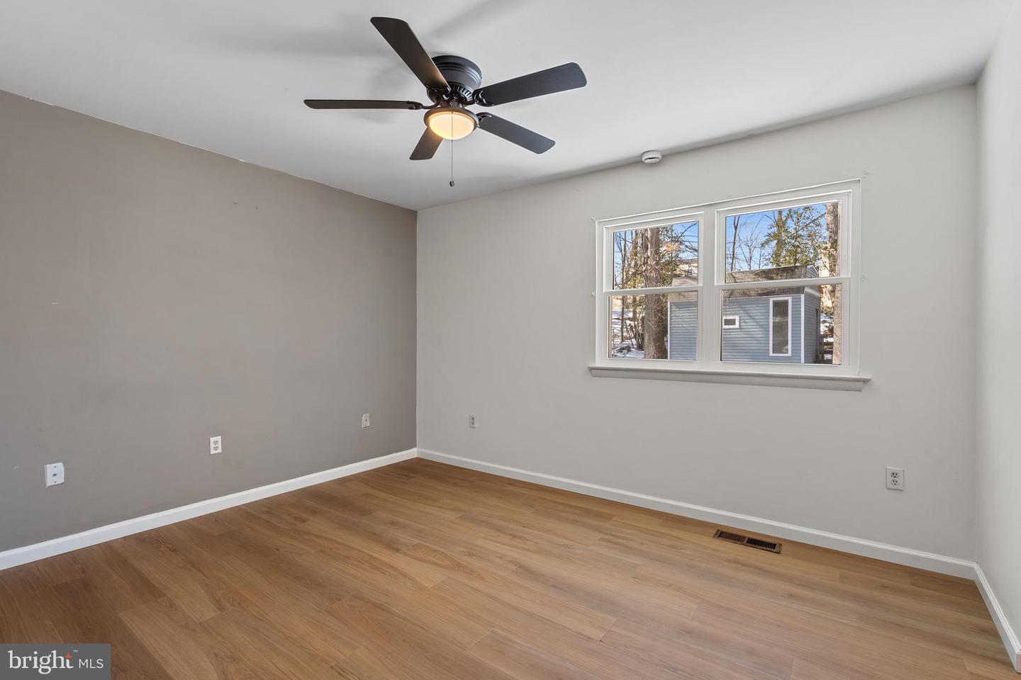 14262 PRINCEDALE DR, WOODBRIDGE, Virginia 22193, 4 Bedrooms Bedrooms, ,2 BathroomsBathrooms,Residential,For sale,14262 PRINCEDALE DR,VAPW2112506 MLS # VAPW2112506 14262 PRINCEDALE DR, WOODBRIDGE, Virginia 22193, 4 Bedrooms Bedrooms, ,2 BathroomsBathrooms,Residential,For sale,14262 PRINCEDALE DR,VAPW2112506 MLS # VAPW2112506