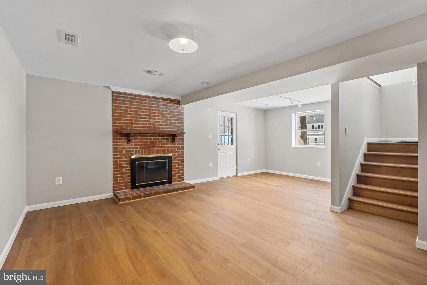 14262 PRINCEDALE DR, WOODBRIDGE, Virginia 22193, 4 Bedrooms Bedrooms, ,2 BathroomsBathrooms,Residential,For sale,14262 PRINCEDALE DR,VAPW2112506 MLS # VAPW2112506 14262 PRINCEDALE DR, WOODBRIDGE, Virginia 22193, 4 Bedrooms Bedrooms, ,2 BathroomsBathrooms,Residential,For sale,14262 PRINCEDALE DR,VAPW2112506 MLS # VAPW2112506