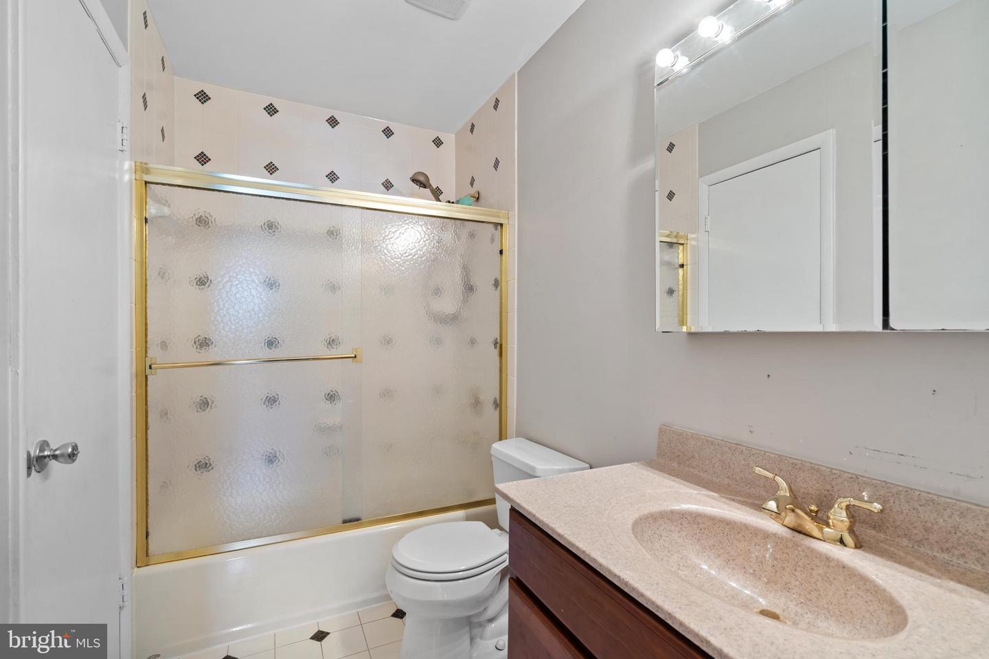 14262 PRINCEDALE DR, WOODBRIDGE, Virginia 22193, 4 Bedrooms Bedrooms, ,2 BathroomsBathrooms,Residential,For sale,14262 PRINCEDALE DR,VAPW2112506 MLS # VAPW2112506 14262 PRINCEDALE DR, WOODBRIDGE, Virginia 22193, 4 Bedrooms Bedrooms, ,2 BathroomsBathrooms,Residential,For sale,14262 PRINCEDALE DR,VAPW2112506 MLS # VAPW2112506