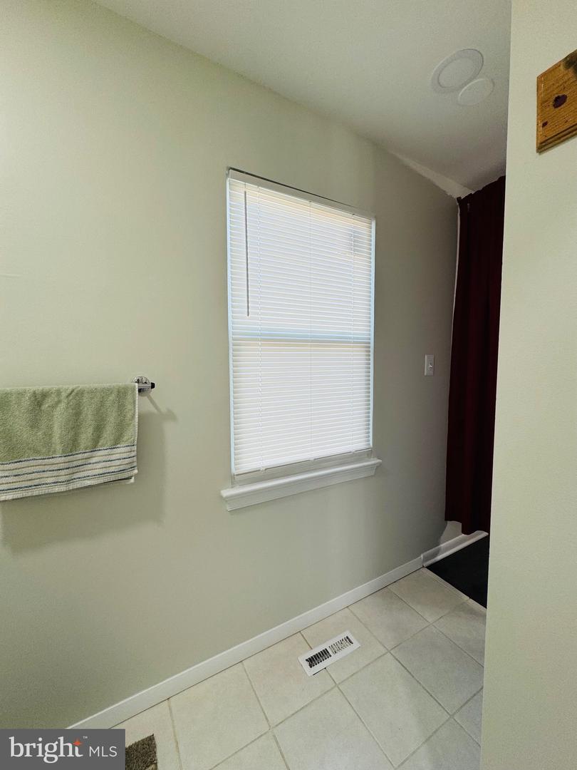 8240 WYCLIFFE CT, MANASSAS, Virginia 20109, 3 Bedrooms Bedrooms, ,23 BathroomsBathrooms,Residential,For sale,8240 WYCLIFFE CT,VAPW2112582 MLS # VAPW2112582 8240 WYCLIFFE CT, MANASSAS, Virginia 20109, 3 Bedrooms Bedrooms, ,23 BathroomsBathrooms,Residential,For sale,8240 WYCLIFFE CT,VAPW2112582 MLS # VAPW2112582