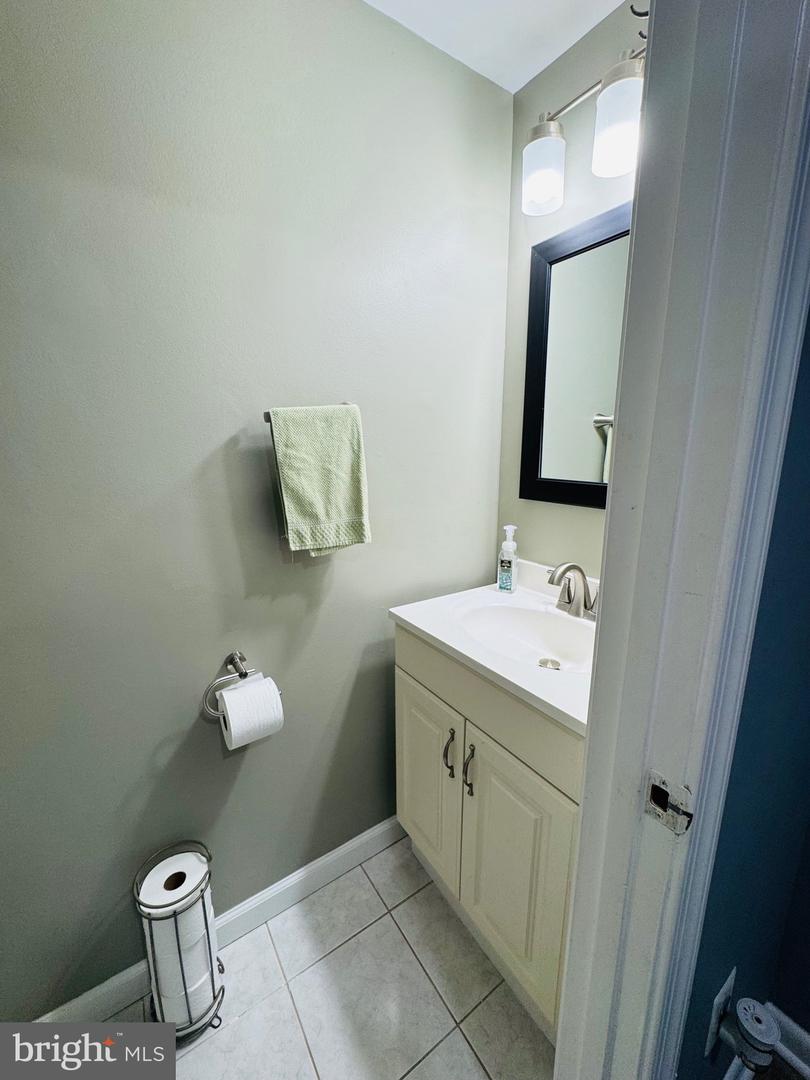 8240 WYCLIFFE CT, MANASSAS, Virginia 20109, 3 Bedrooms Bedrooms, ,23 BathroomsBathrooms,Residential,For sale,8240 WYCLIFFE CT,VAPW2112582 MLS # VAPW2112582 8240 WYCLIFFE CT, MANASSAS, Virginia 20109, 3 Bedrooms Bedrooms, ,23 BathroomsBathrooms,Residential,For sale,8240 WYCLIFFE CT,VAPW2112582 MLS # VAPW2112582