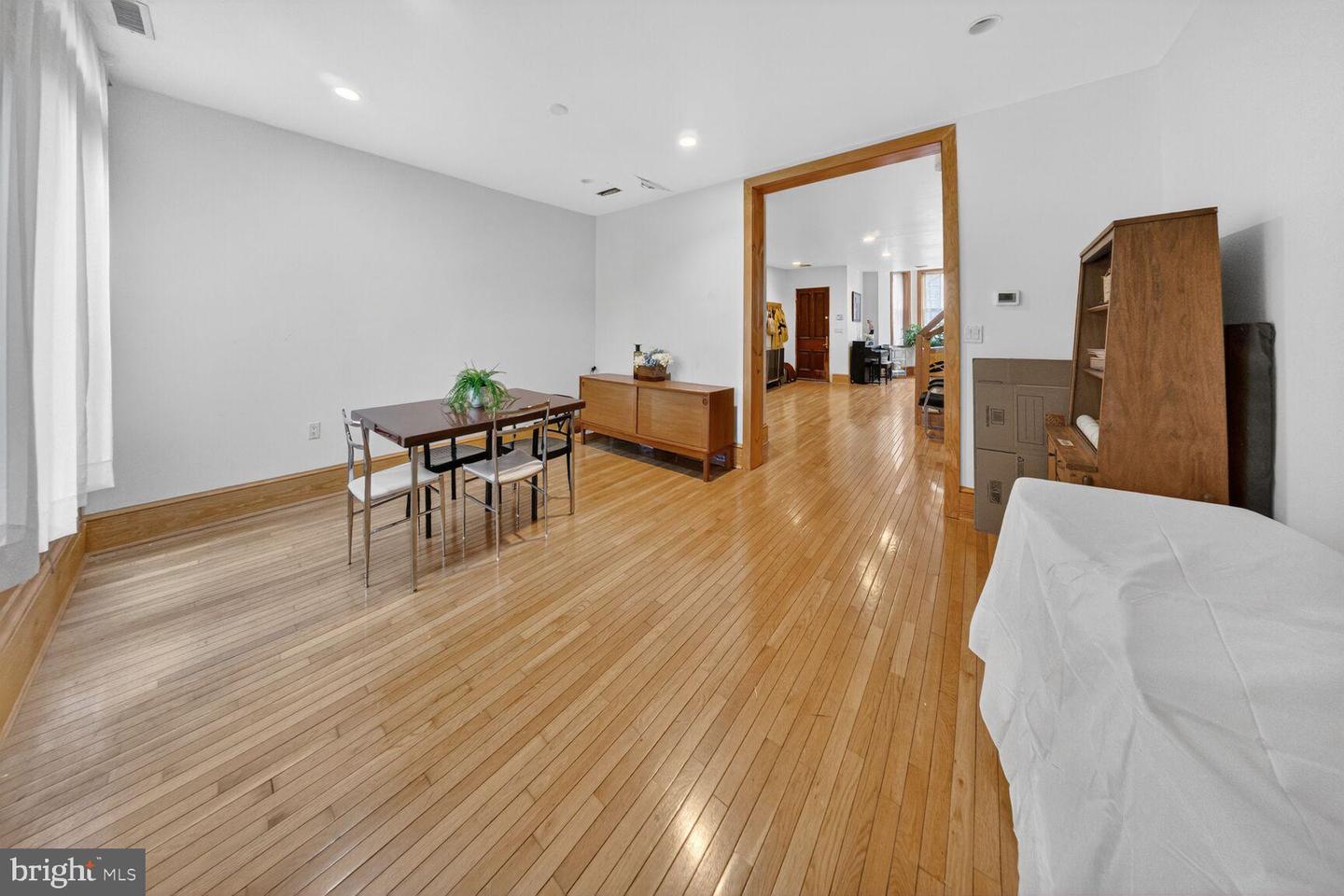 2122 1ST ST NW, WASHINGTON, District Of Columbia 20001, 6 Bedrooms Bedrooms, 11 Rooms Rooms,4 BathroomsBathrooms,Residential,For sale,2122 1ST ST NW,DCDC2246594 MLS # DCDC2246594 2122 1ST ST NW, WASHINGTON, District Of Columbia 20001, 6 Bedrooms Bedrooms, 11 Rooms Rooms,4 BathroomsBathrooms,Residential,For sale,2122 1ST ST NW,DCDC2246594 MLS # DCDC2246594