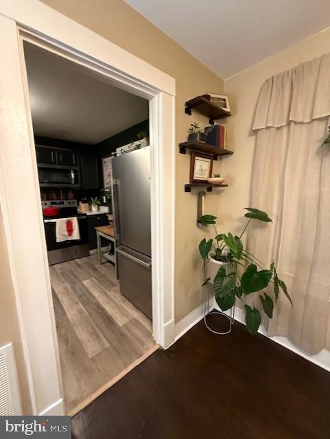 424 HIGHLAND AVE, WINCHESTER, Virginia 22601, 2 Bedrooms Bedrooms, ,1 BathroomBathrooms,Residential,For sale,424 HIGHLAND AVE,VAWI2010002 MLS # VAWI2010002