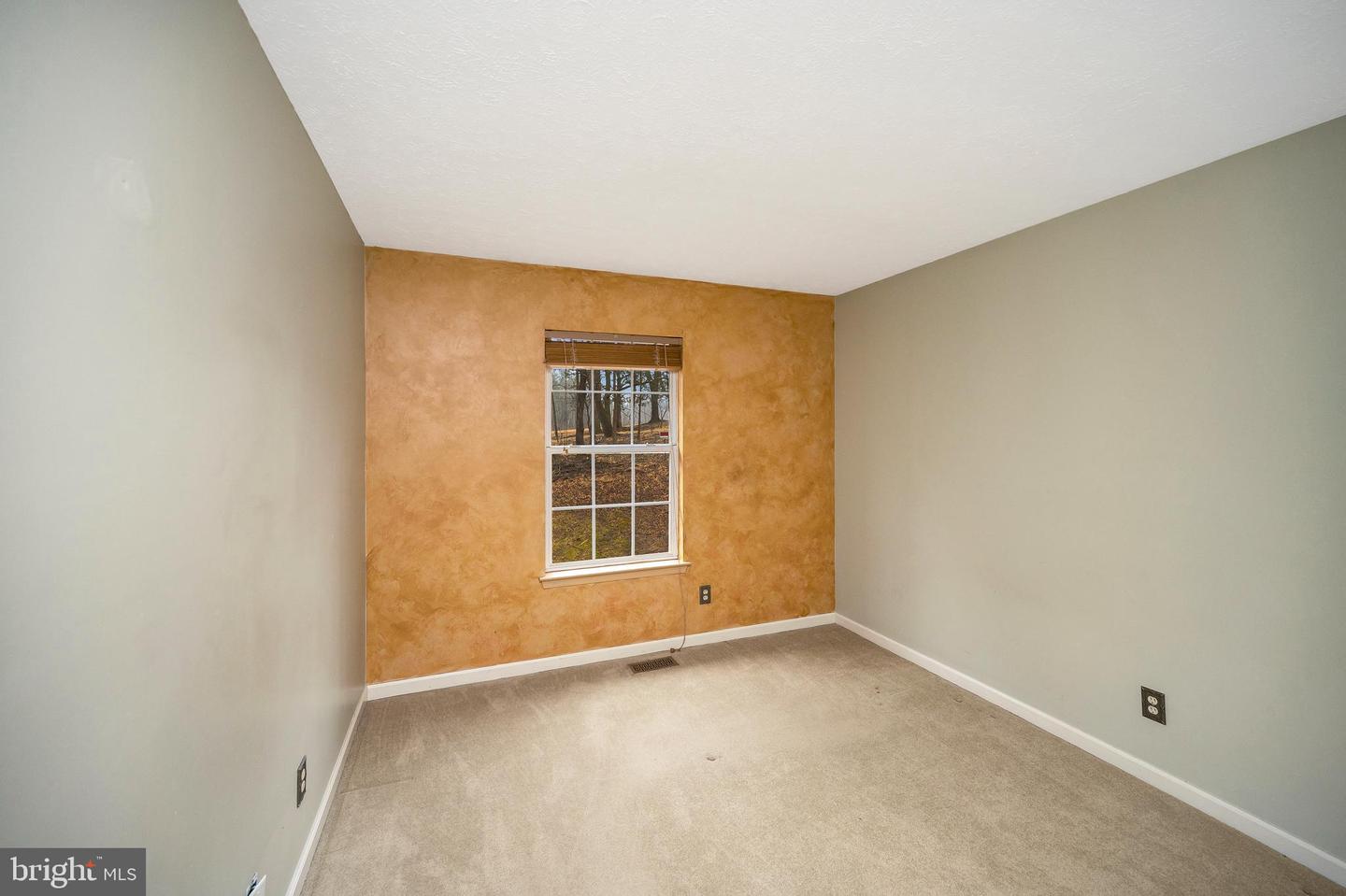 6 CLARK LN, STAFFORD, Virginia 22554, 5 Bedrooms Bedrooms, ,2 BathroomsBathrooms,Residential,For sale,6 CLARK LN,VAST2046318 MLS # VAST2046318