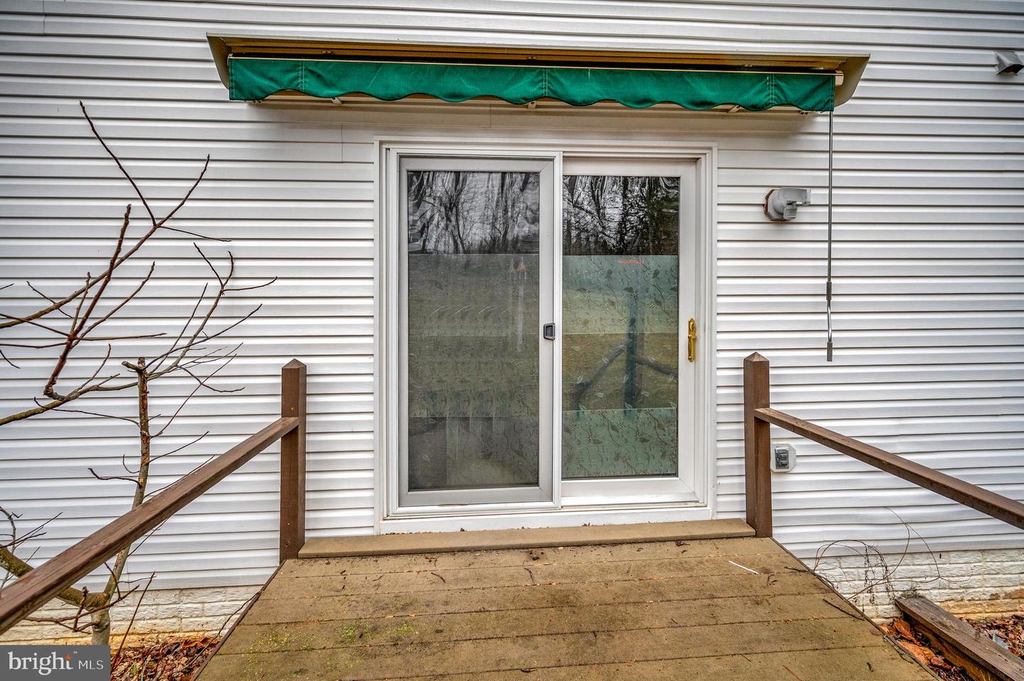 6 CLARK LN, STAFFORD, Virginia 22554, 5 Bedrooms Bedrooms, ,2 BathroomsBathrooms,Residential,For sale,6 CLARK LN,VAST2046318 MLS # VAST2046318