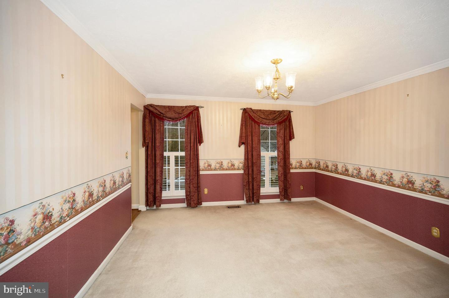 6 CLARK LN, STAFFORD, Virginia 22554, 5 Bedrooms Bedrooms, ,2 BathroomsBathrooms,Residential,For sale,6 CLARK LN,VAST2046318 MLS # VAST2046318