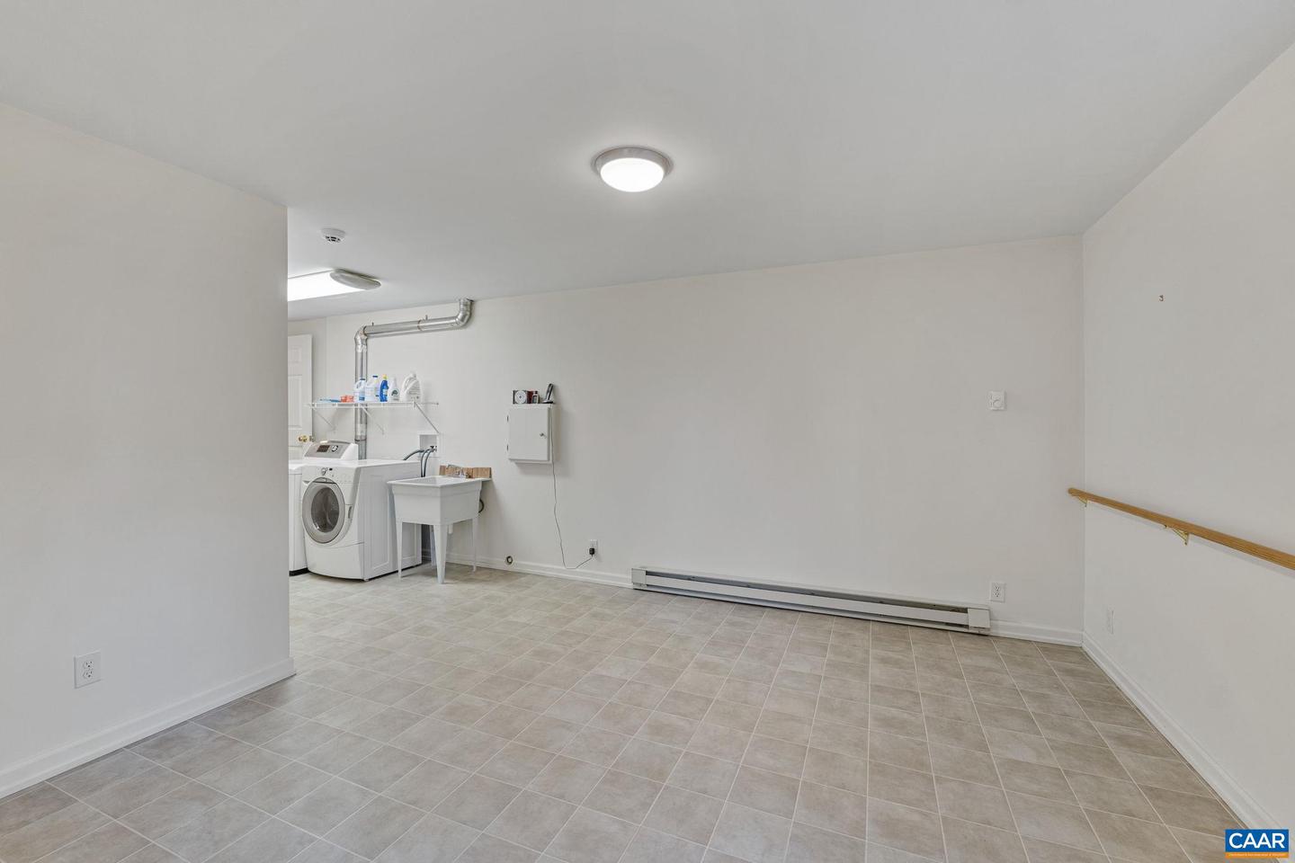 1772 HEARTHGLOW LN, CHARLOTTESVILLE, Virginia 22901, 4 Bedrooms Bedrooms, ,3 BathroomsBathrooms,Residential,For sale,1772 HEARTHGLOW LN,673505 MLS # 673505 1772 HEARTHGLOW LN, CHARLOTTESVILLE, Virginia 22901, 4 Bedrooms Bedrooms, ,3 BathroomsBathrooms,Residential,For sale,1772 HEARTHGLOW LN,673505 MLS # 673505