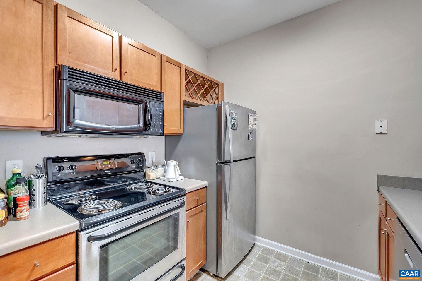 745 WALKER SQ #1A, CHARLOTTESVILLE, Virginia 22903, 1 Bedroom Bedrooms, ,1 BathroomBathrooms,Residential,For sale,745 WALKER SQ #1A,673507 MLS # 673507