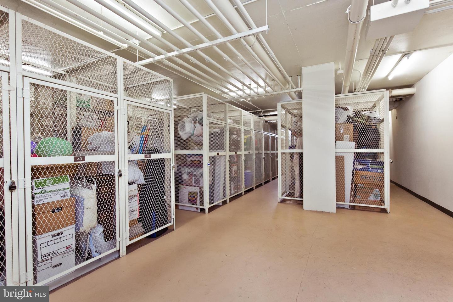 1016 S WAYNE ST #406, ARLINGTON, Virginia 22204, 1 Bedroom Bedrooms, ,1 BathroomBathrooms,Residential,For sale,1016 S WAYNE ST #406,VAAR2060344 MLS # VAAR2060344 1016 S WAYNE ST #406, ARLINGTON, Virginia 22204, 1 Bedroom Bedrooms, ,1 BathroomBathrooms,Residential,For sale,1016 S WAYNE ST #406,VAAR2060344 MLS # VAAR2060344