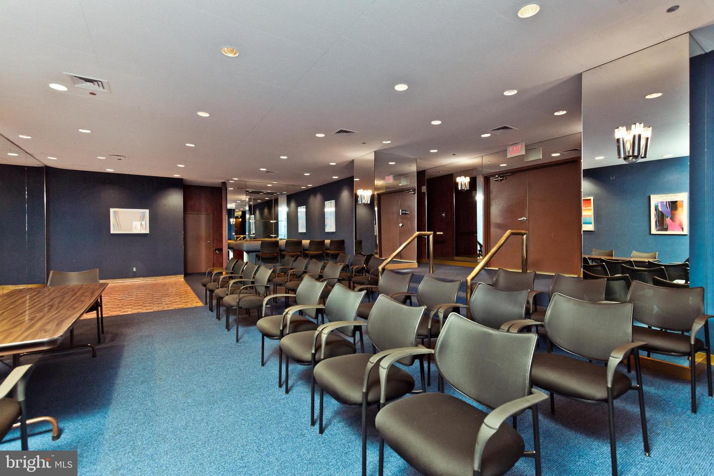 1016 S WAYNE ST #406, ARLINGTON, Virginia 22204, 1 Bedroom Bedrooms, ,1 BathroomBathrooms,Residential,For sale,1016 S WAYNE ST #406,VAAR2060344 MLS # VAAR2060344 1016 S WAYNE ST #406, ARLINGTON, Virginia 22204, 1 Bedroom Bedrooms, ,1 BathroomBathrooms,Residential,For sale,1016 S WAYNE ST #406,VAAR2060344 MLS # VAAR2060344