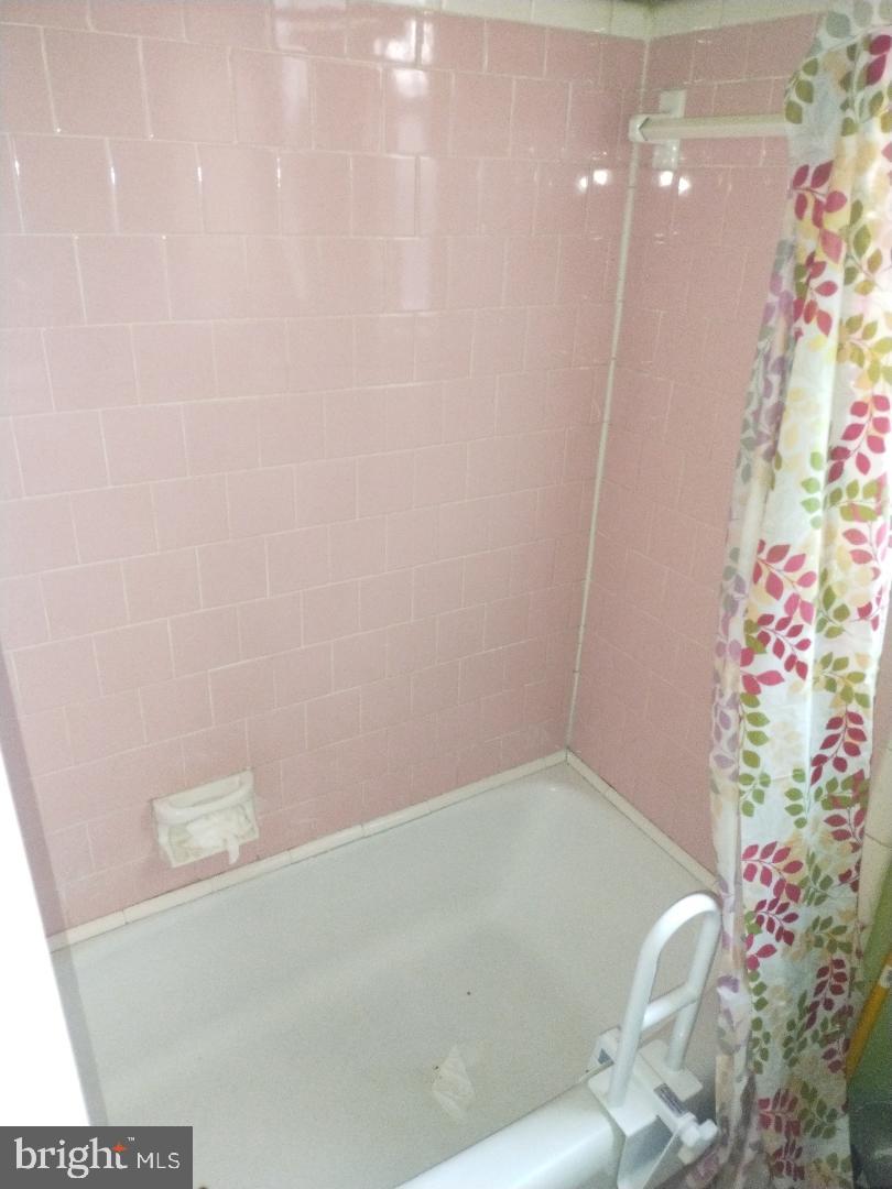 1718 INDEPENDENCE AVE SE, WASHINGTON, District Of Columbia 20003, 3 Bedrooms Bedrooms, ,1 BathroomBathrooms,Residential,For sale,1718 INDEPENDENCE AVE SE,DCDC2224022 MLS # DCDC2224022 1718 INDEPENDENCE AVE SE, WASHINGTON, District Of Columbia 20003, 3 Bedrooms Bedrooms, ,1 BathroomBathrooms,Residential,For sale,1718 INDEPENDENCE AVE SE,DCDC2224022 MLS # DCDC2224022