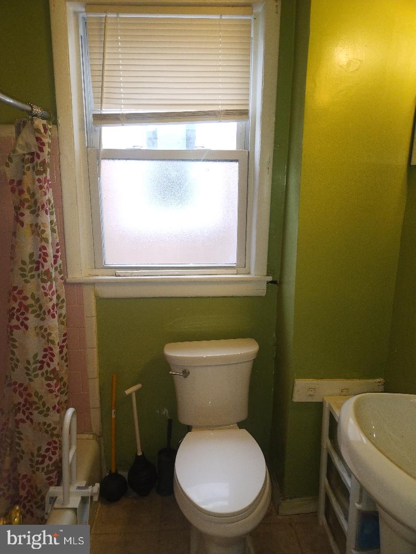 1718 INDEPENDENCE AVE SE, WASHINGTON, District Of Columbia 20003, 3 Bedrooms Bedrooms, ,1 BathroomBathrooms,Residential,For sale,1718 INDEPENDENCE AVE SE,DCDC2224022 MLS # DCDC2224022 1718 INDEPENDENCE AVE SE, WASHINGTON, District Of Columbia 20003, 3 Bedrooms Bedrooms, ,1 BathroomBathrooms,Residential,For sale,1718 INDEPENDENCE AVE SE,DCDC2224022 MLS # DCDC2224022