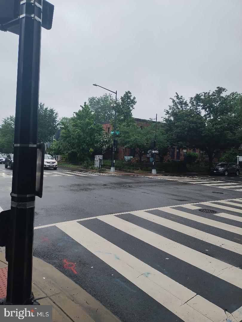 1718 INDEPENDENCE AVE SE, WASHINGTON, District Of Columbia 20003, 3 Bedrooms Bedrooms, ,1 BathroomBathrooms,Residential,For sale,1718 INDEPENDENCE AVE SE,DCDC2224022 MLS # DCDC2224022 1718 INDEPENDENCE AVE SE, WASHINGTON, District Of Columbia 20003, 3 Bedrooms Bedrooms, ,1 BathroomBathrooms,Residential,For sale,1718 INDEPENDENCE AVE SE,DCDC2224022 MLS # DCDC2224022