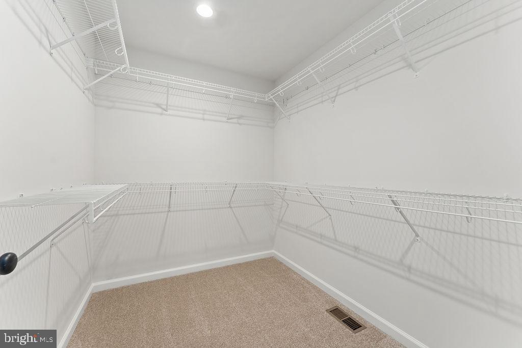 6 WILLOW BRANCH LN, FALMOUTH, Virginia 22405, 6 Bedrooms Bedrooms, ,3 BathroomsBathrooms,Residential,For sale,6 WILLOW BRANCH LN,VAST2043738 MLS # VAST2043738