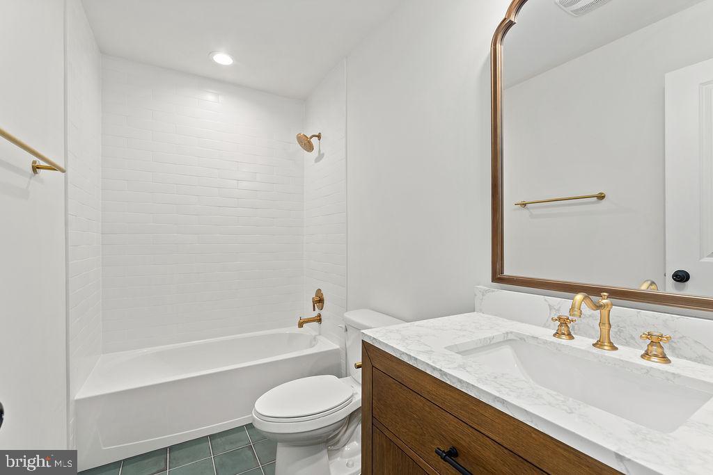 6 WILLOW BRANCH LN, FALMOUTH, Virginia 22405, 6 Bedrooms Bedrooms, ,3 BathroomsBathrooms,Residential,For sale,6 WILLOW BRANCH LN,VAST2043738 MLS # VAST2043738