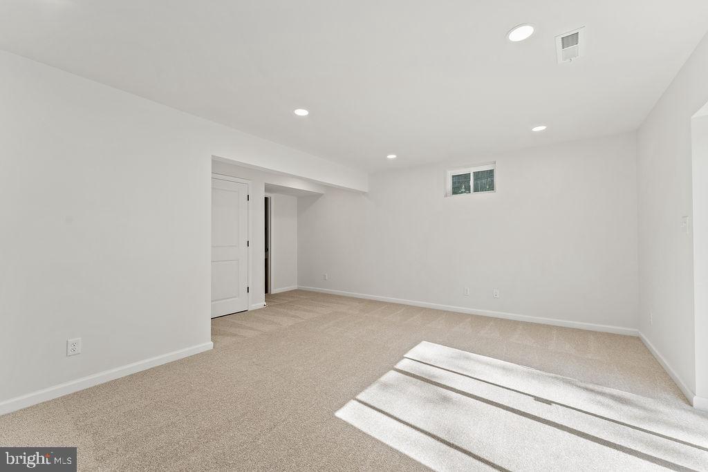 6 WILLOW BRANCH LN, FALMOUTH, Virginia 22405, 6 Bedrooms Bedrooms, ,3 BathroomsBathrooms,Residential,For sale,6 WILLOW BRANCH LN,VAST2043738 MLS # VAST2043738