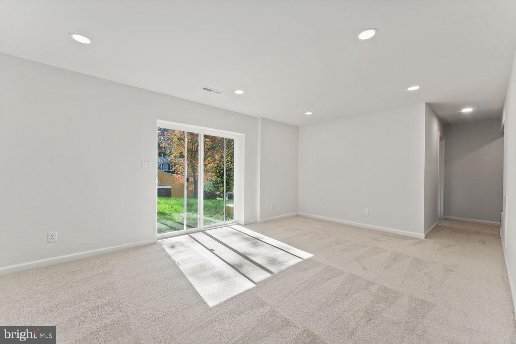 6 WILLOW BRANCH LN, FALMOUTH, Virginia 22405, 6 Bedrooms Bedrooms, ,3 BathroomsBathrooms,Residential,For sale,6 WILLOW BRANCH LN,VAST2043738 MLS # VAST2043738