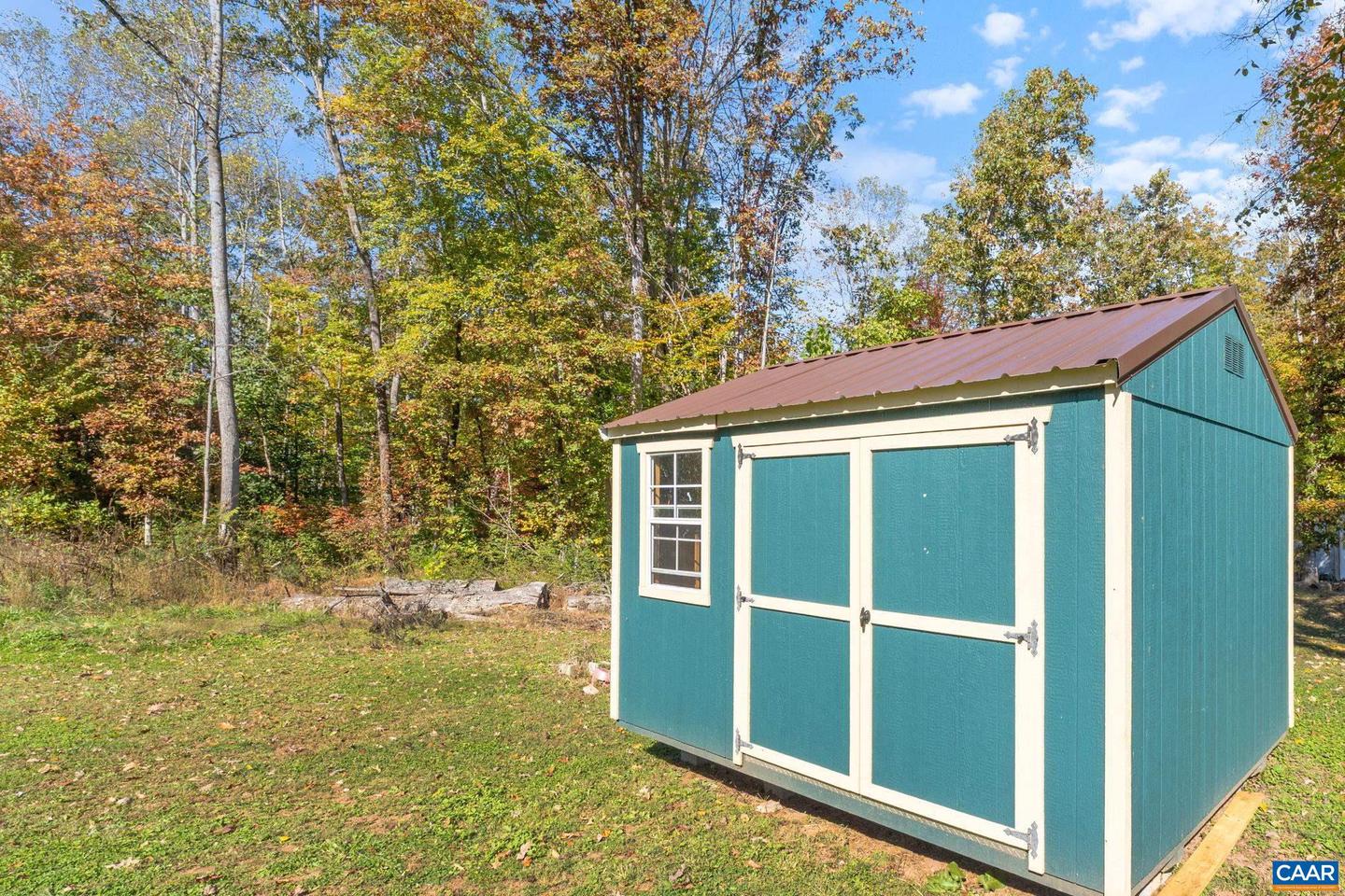 874 JAMES RIVER RD, SCOTTSVILLE, Virginia 24590, 3 Bedrooms Bedrooms, ,2 BathroomsBathrooms,Residential,For sale,874 JAMES RIVER RD,670465 MLS # 670465 874 JAMES RIVER RD, SCOTTSVILLE, Virginia 24590, 3 Bedrooms Bedrooms, ,2 BathroomsBathrooms,Residential,For sale,874 JAMES RIVER RD,670465 MLS # 670465