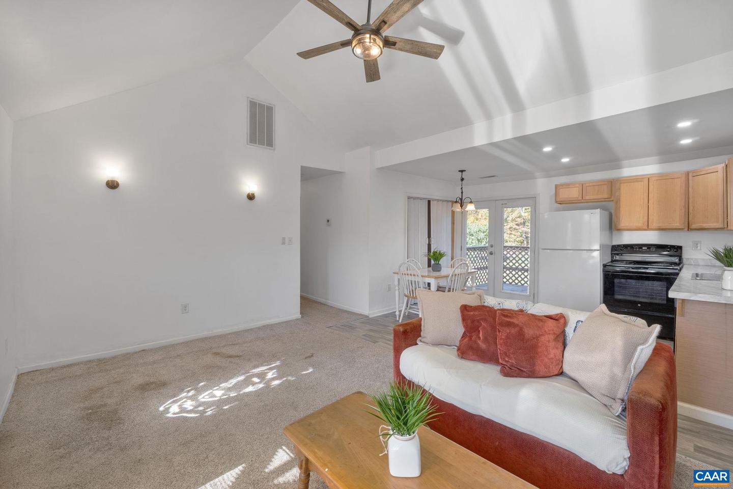 874 JAMES RIVER RD, SCOTTSVILLE, Virginia 24590, 3 Bedrooms Bedrooms, ,2 BathroomsBathrooms,Residential,For sale,874 JAMES RIVER RD,670465 MLS # 670465 874 JAMES RIVER RD, SCOTTSVILLE, Virginia 24590, 3 Bedrooms Bedrooms, ,2 BathroomsBathrooms,Residential,For sale,874 JAMES RIVER RD,670465 MLS # 670465