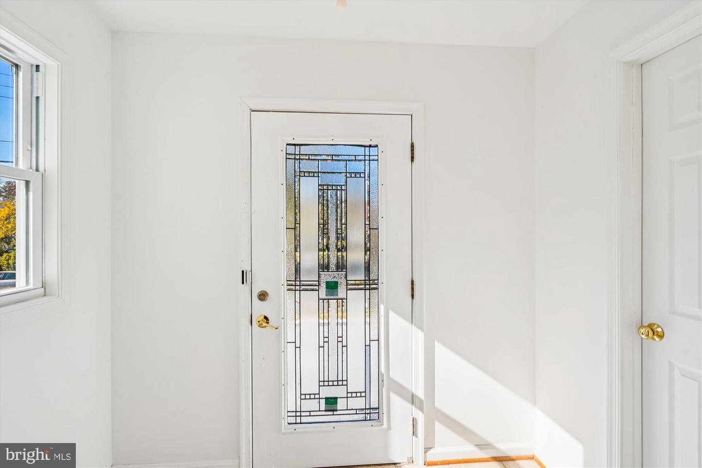 3201 NOTTAGE LN, FALLS CHURCH, Virginia 22042, 6 Bedrooms Bedrooms, ,4 BathroomsBathrooms,Residential,For sale,3201 NOTTAGE LN,VAFX2277438 MLS # VAFX2277438