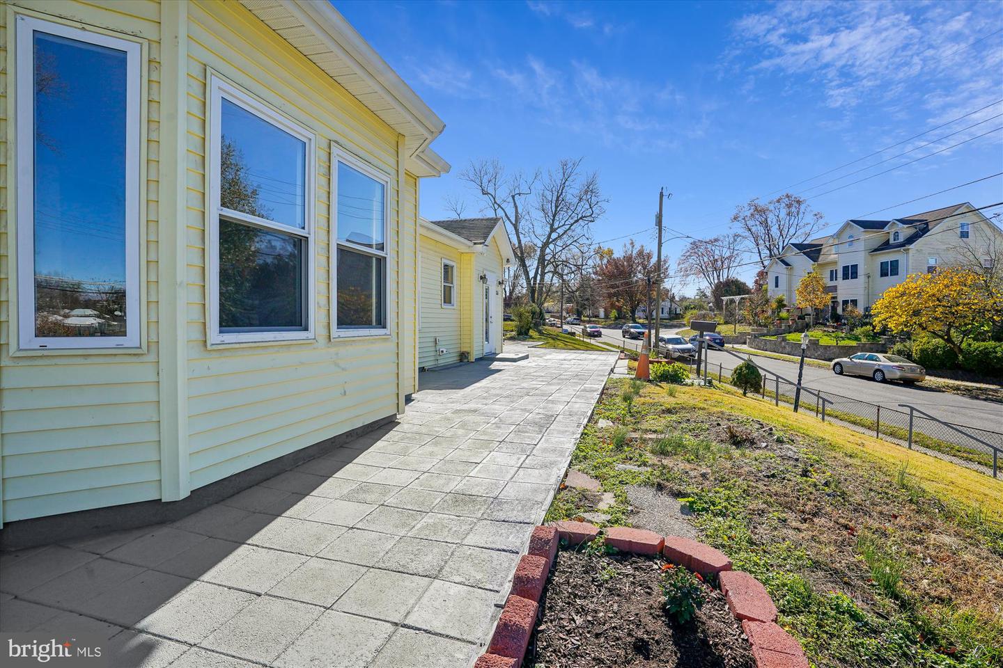 3201 NOTTAGE LN, FALLS CHURCH, Virginia 22042, 6 Bedrooms Bedrooms, ,4 BathroomsBathrooms,Residential,For sale,3201 NOTTAGE LN,VAFX2277438 MLS # VAFX2277438