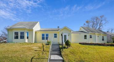 3201 NOTTAGE LN, FALLS CHURCH, Virginia 22042, 6 Bedrooms Bedrooms, ,4 BathroomsBathrooms,Residential,For sale,3201 NOTTAGE LN,VAFX2277438 MLS # VAFX2277438