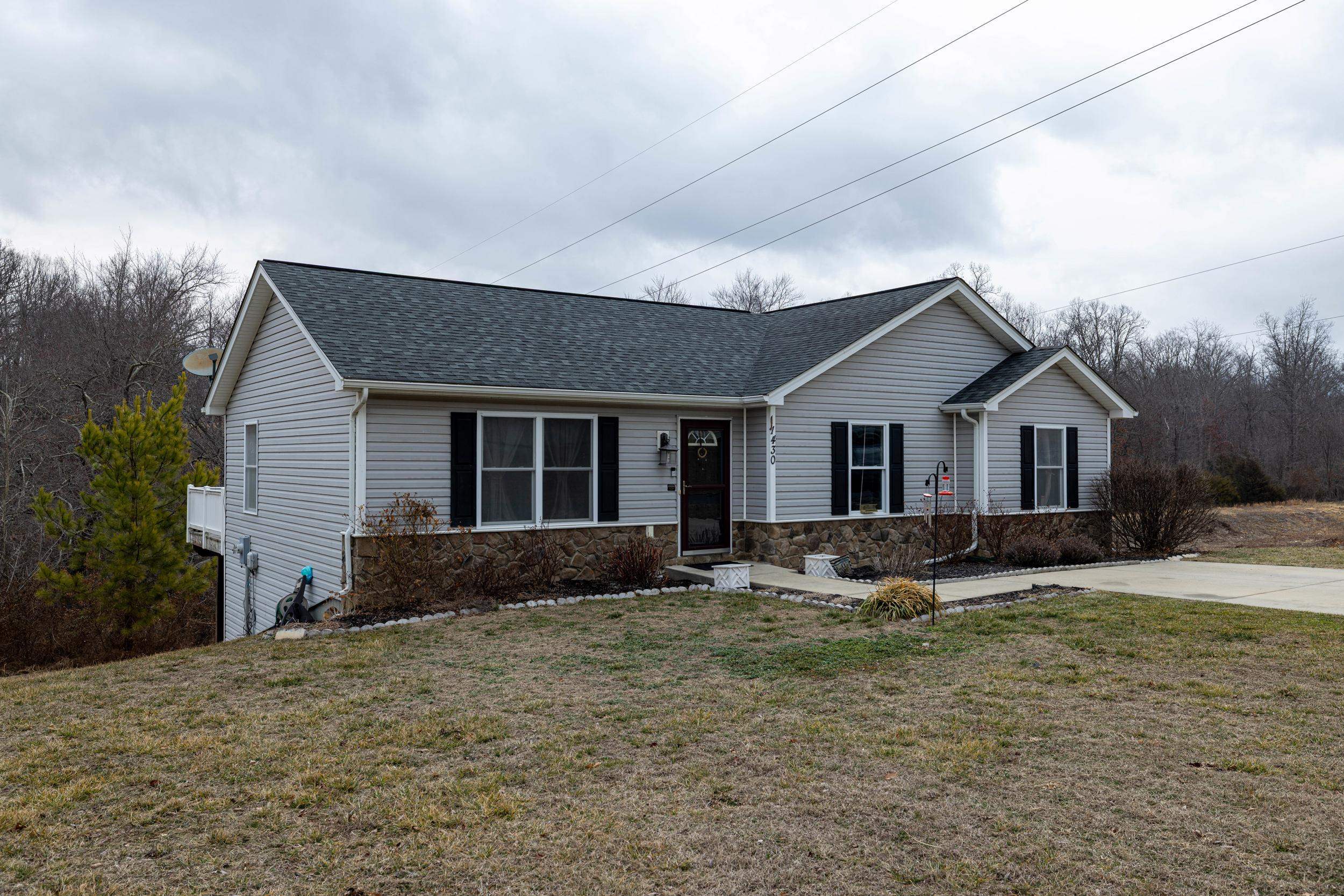 1430 MANDOLIN AVE, GROTTOES, Virginia 24441, 4 Bedrooms Bedrooms, ,3 BathroomsBathrooms,Residential,1430 Mandolin Ave, Grottoes, VA 24441,1430 MANDOLIN AVE,673508 MLS # 673508