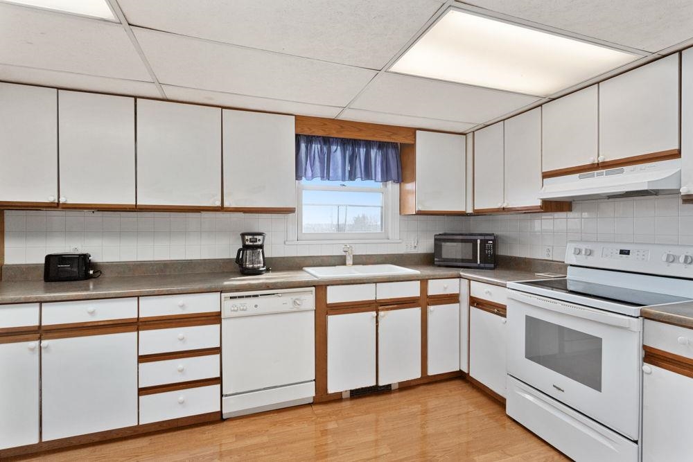 430 SUNRISE AVE, HARRISONBURG, Virginia 22801, 3 Bedrooms Bedrooms, ,2 BathroomsBathrooms,Residential,430 SUNRISE AVE,673517 MLS # 673517