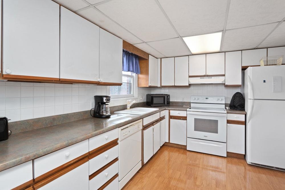 430 SUNRISE AVE, HARRISONBURG, Virginia 22801, 3 Bedrooms Bedrooms, ,2 BathroomsBathrooms,Residential,430 SUNRISE AVE,673517 MLS # 673517