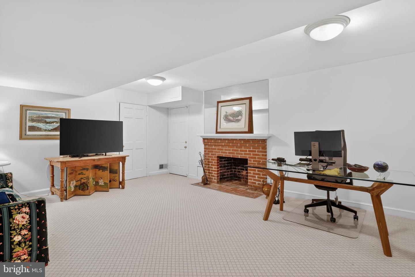 2238 47TH ST NW, WASHINGTON, District Of Columbia 20007, 5 Bedrooms Bedrooms, ,5 BathroomsBathrooms,Residential,For sale,2238 47TH ST NW,DCDC2239574 MLS # DCDC2239574