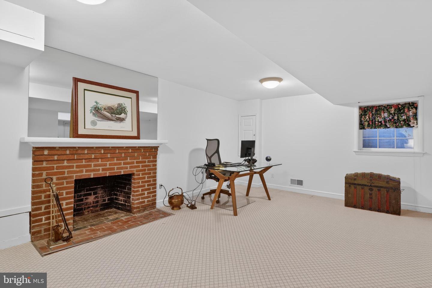 2238 47TH ST NW, WASHINGTON, District Of Columbia 20007, 5 Bedrooms Bedrooms, ,5 BathroomsBathrooms,Residential,For sale,2238 47TH ST NW,DCDC2239574 MLS # DCDC2239574