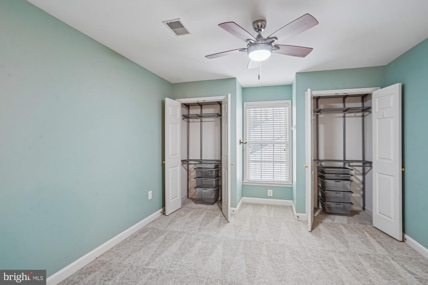 20338 CLIFTONS POINT ST, POTOMAC FALLS, Virginia 20165, 4 Bedrooms Bedrooms, 9 Rooms Rooms,4 BathroomsBathrooms,Residential,For sale,20338 CLIFTONS POINT ST,VALO2114276 MLS # VALO2114276