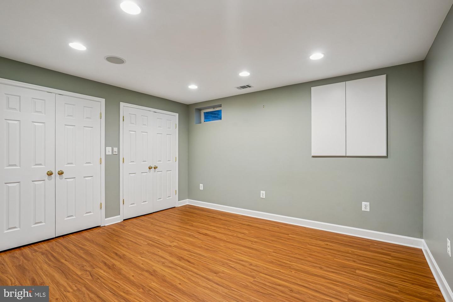 20338 CLIFTONS POINT ST, POTOMAC FALLS, Virginia 20165, 4 Bedrooms Bedrooms, 9 Rooms Rooms,4 BathroomsBathrooms,Residential,For sale,20338 CLIFTONS POINT ST,VALO2114276 MLS # VALO2114276