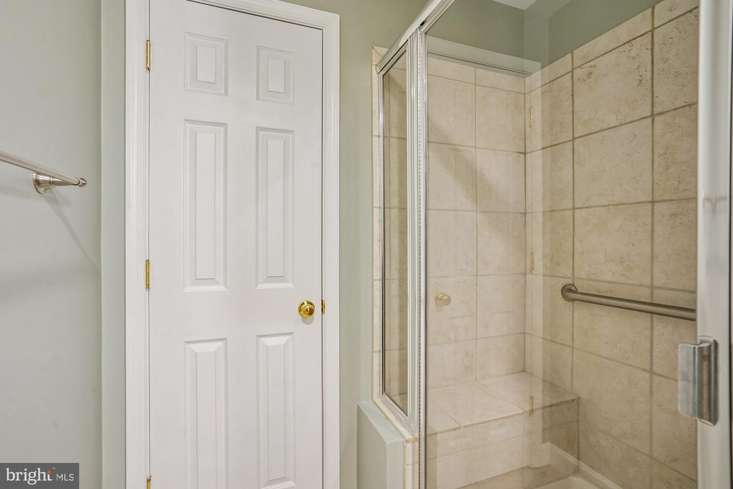 20338 CLIFTONS POINT ST, POTOMAC FALLS, Virginia 20165, 4 Bedrooms Bedrooms, 9 Rooms Rooms,4 BathroomsBathrooms,Residential,For sale,20338 CLIFTONS POINT ST,VALO2114276 MLS # VALO2114276