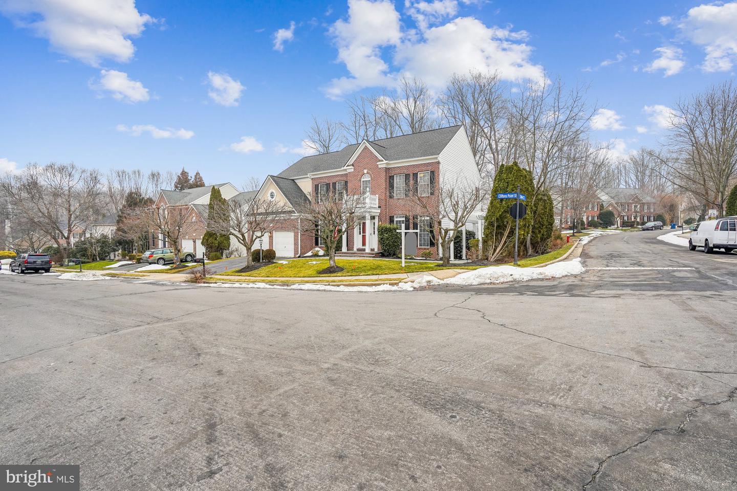 20338 CLIFTONS POINT ST, POTOMAC FALLS, Virginia 20165, 4 Bedrooms Bedrooms, 9 Rooms Rooms,4 BathroomsBathrooms,Residential,For sale,20338 CLIFTONS POINT ST,VALO2114276 MLS # VALO2114276