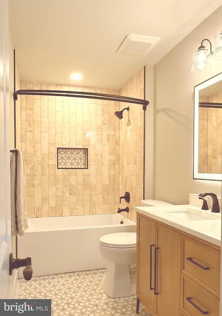 11423 HAYLOFT LN, GLEN ALLEN, Virginia 23060, 3 Bedrooms Bedrooms, ,3 BathroomsBathrooms,Residential,For sale,11423 HAYLOFT LN,VAHN2001154 MLS # VAHN2001154