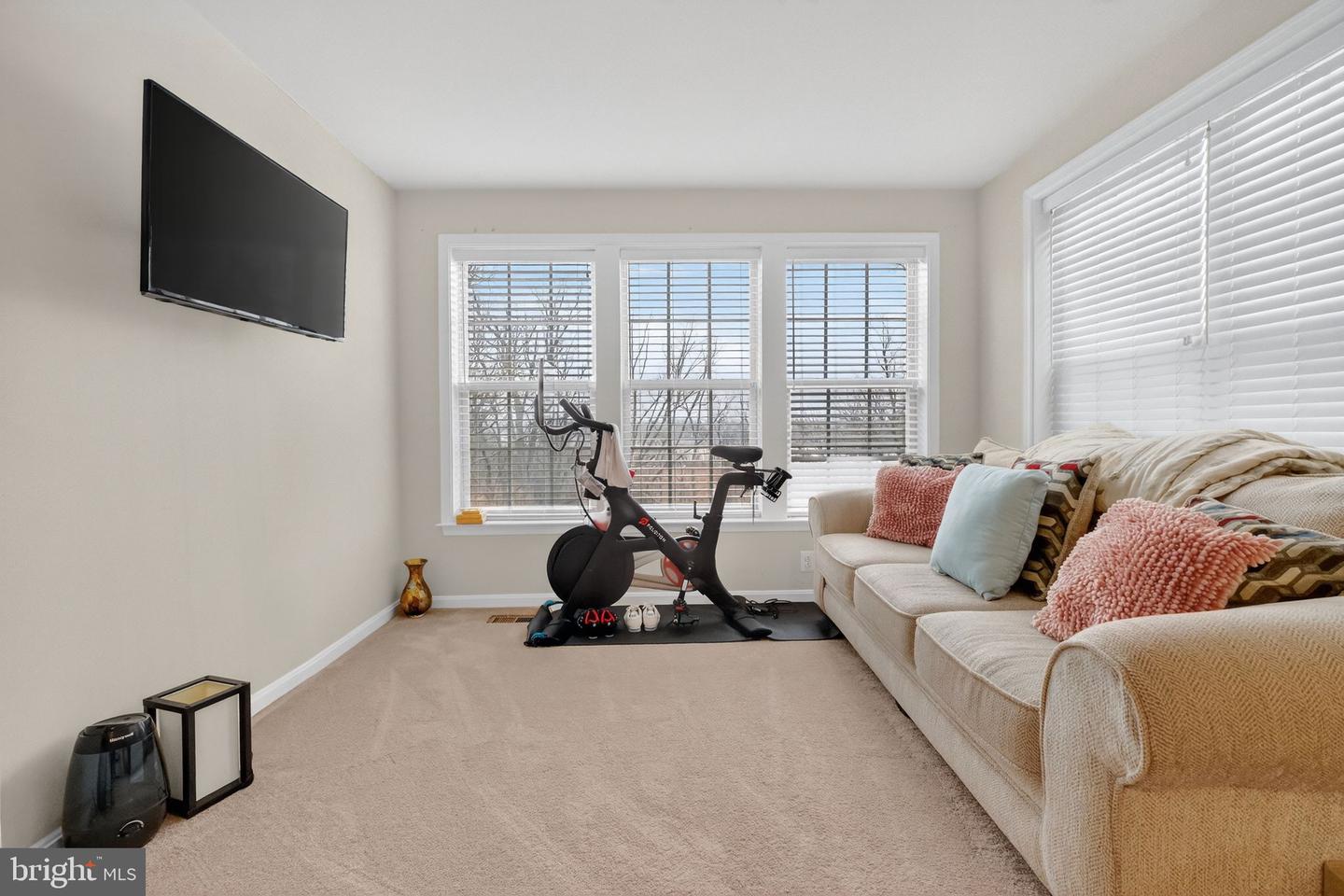 9020 ENDICOTT PL, LORTON, Virginia 22079, 4 Bedrooms Bedrooms, ,3 BathroomsBathrooms,Residential,For sale,9020 ENDICOTT PL,VAFX2288280 MLS # VAFX2288280 9020 ENDICOTT PL, LORTON, Virginia 22079, 4 Bedrooms Bedrooms, ,3 BathroomsBathrooms,Residential,For sale,9020 ENDICOTT PL,VAFX2288280 MLS # VAFX2288280