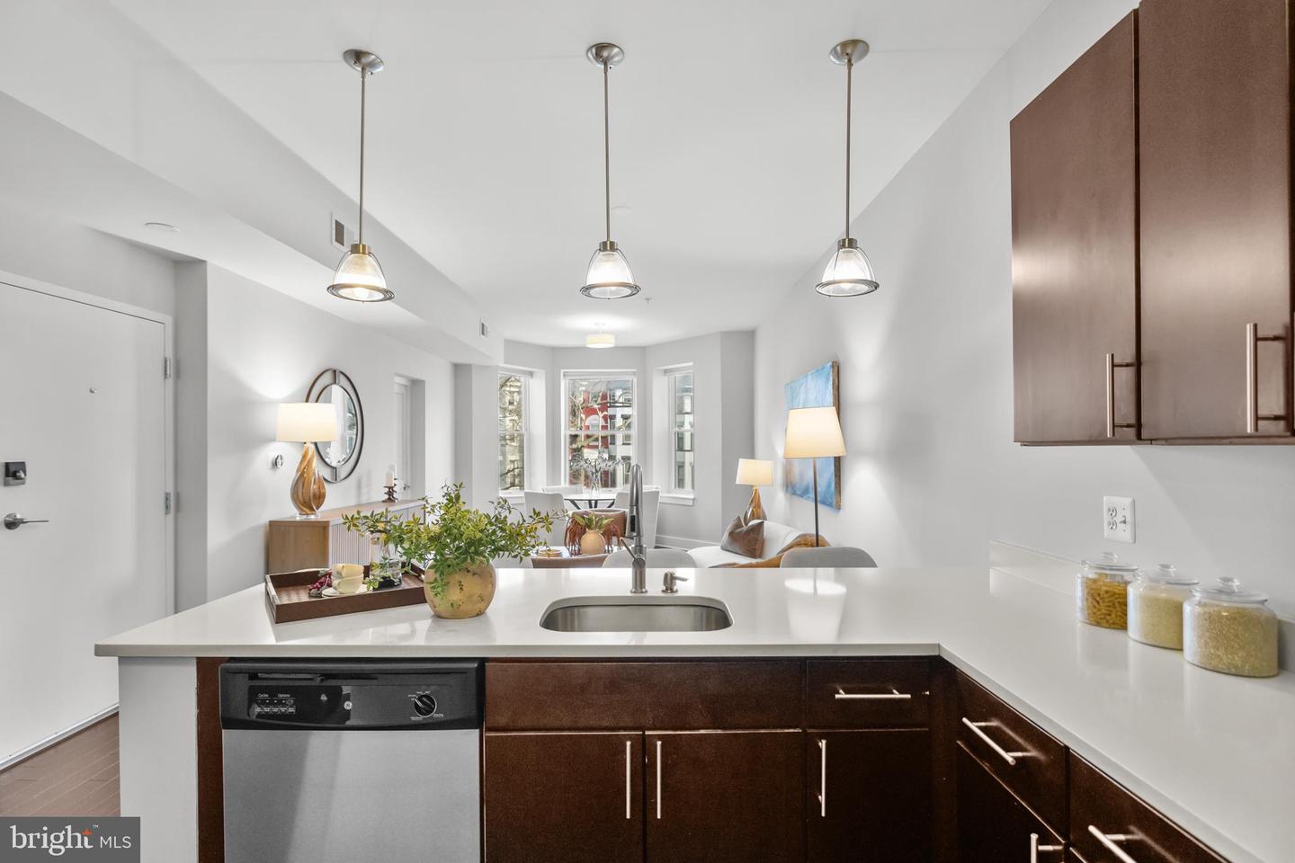 1812 N CAPITOL ST NW #201, WASHINGTON, District Of Columbia 20002, 2 Bedrooms Bedrooms, 4 Rooms Rooms,2 BathroomsBathrooms,Residential,For sale,1812 N CAPITOL ST NW #201,DCDC2245560 MLS # DCDC2245560