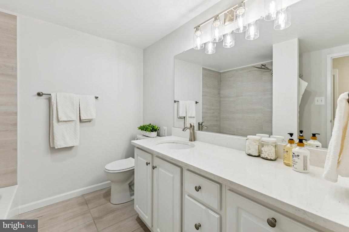 10570 MAIN ST #202, FAIRFAX, Virginia 22030, 2 Bedrooms Bedrooms, 6 Rooms Rooms,1 BathroomBathrooms,Residential,For sale,10570 MAIN ST #202,VAFC2007772 MLS # VAFC2007772