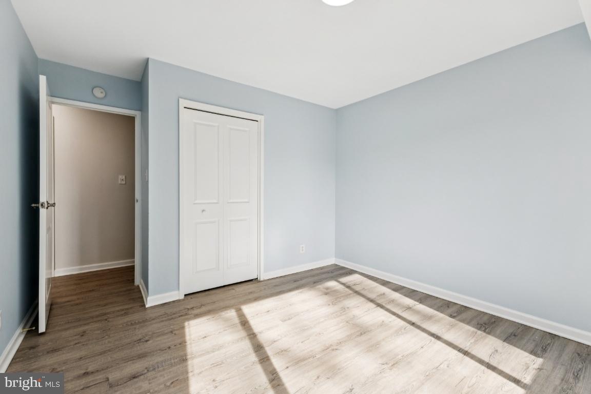 10570 MAIN ST #202, FAIRFAX, Virginia 22030, 2 Bedrooms Bedrooms, 6 Rooms Rooms,1 BathroomBathrooms,Residential,For sale,10570 MAIN ST #202,VAFC2007772 MLS # VAFC2007772