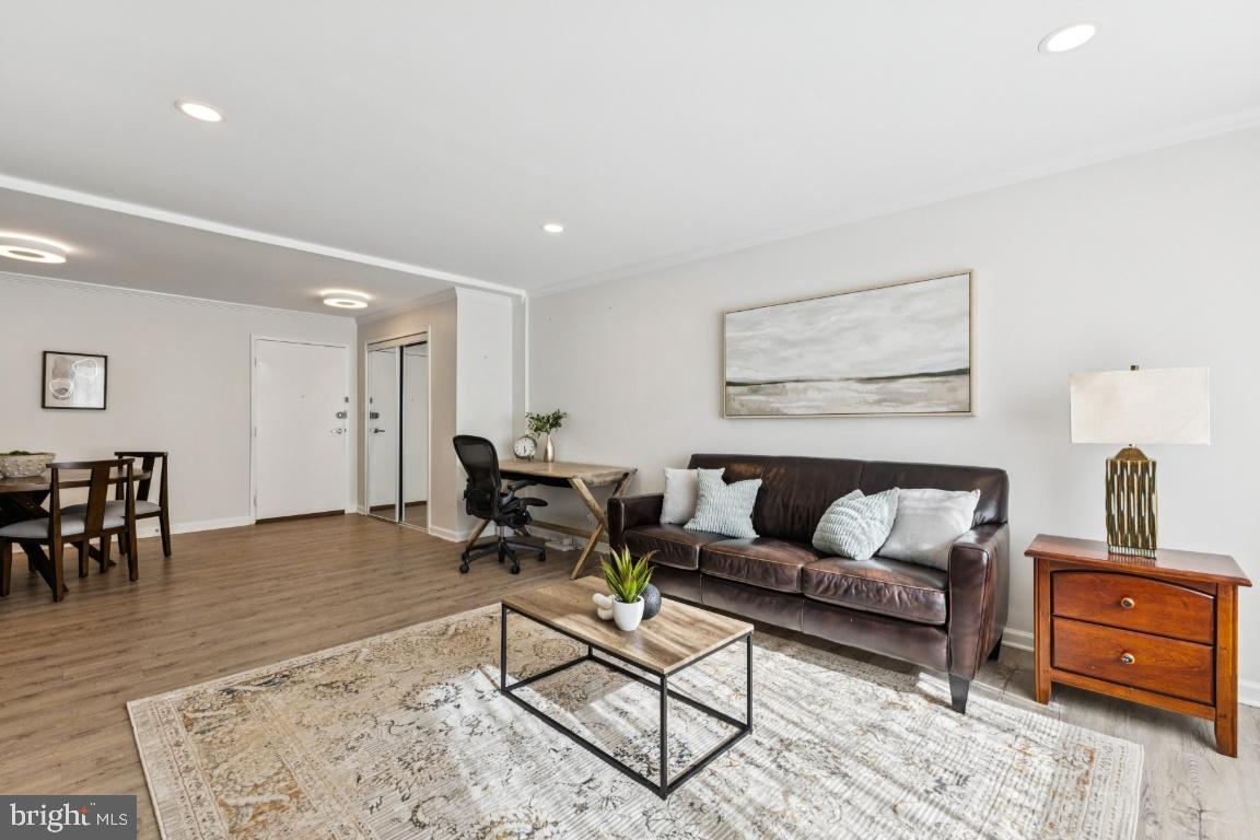 10570 MAIN ST #202, FAIRFAX, Virginia 22030, 2 Bedrooms Bedrooms, 6 Rooms Rooms,1 BathroomBathrooms,Residential,For sale,10570 MAIN ST #202,VAFC2007772 MLS # VAFC2007772