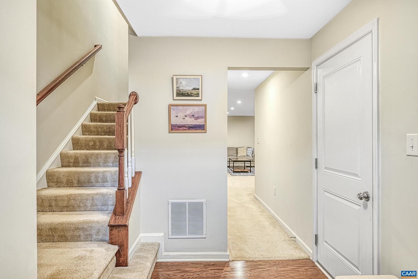 2064 ELM TREE CT, CHARLOTTESVILLE, Virginia 22911, 3 Bedrooms Bedrooms, ,2 BathroomsBathrooms,Residential,For sale,2064 ELM TREE CT,673401 MLS # 673401