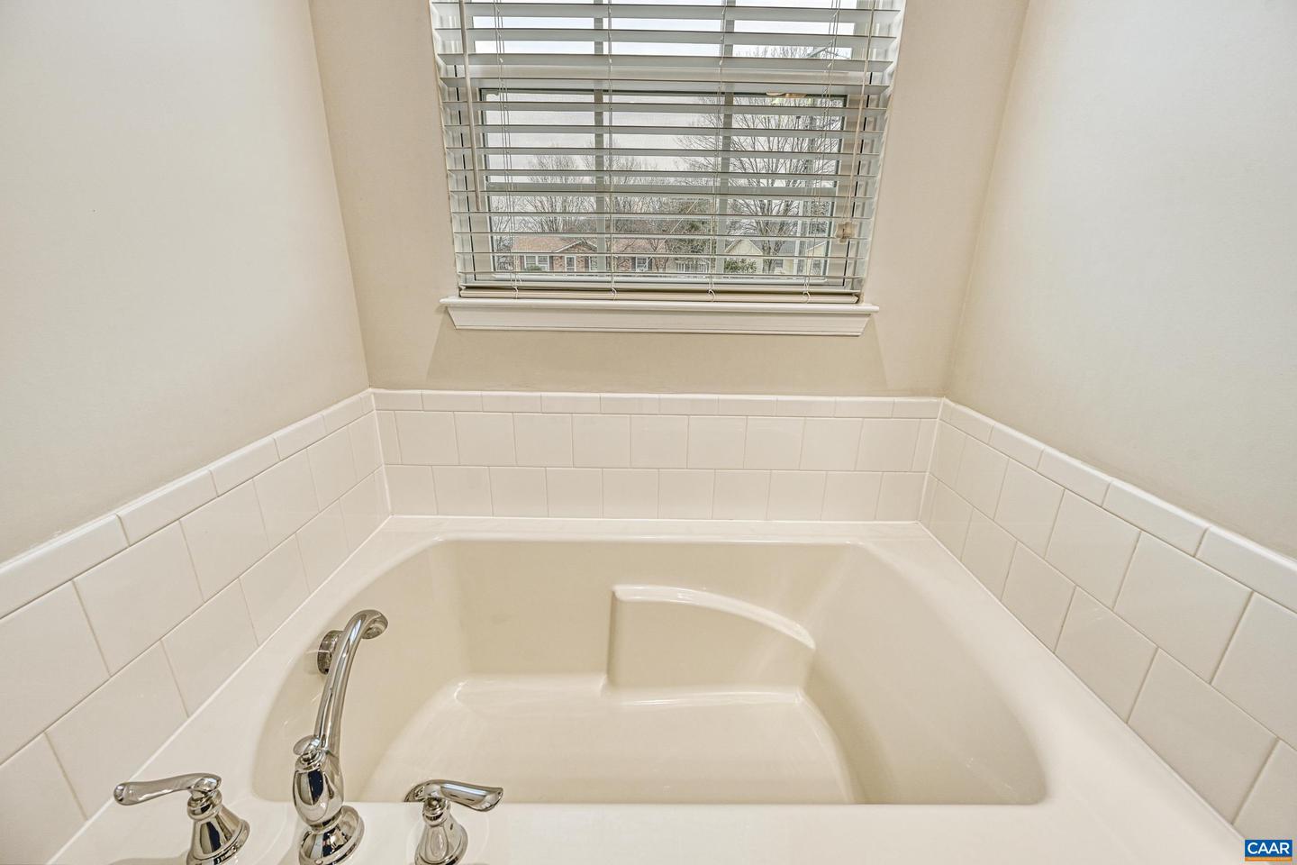 2064 ELM TREE CT, CHARLOTTESVILLE, Virginia 22911, 3 Bedrooms Bedrooms, ,2 BathroomsBathrooms,Residential,For sale,2064 ELM TREE CT,673401 MLS # 673401