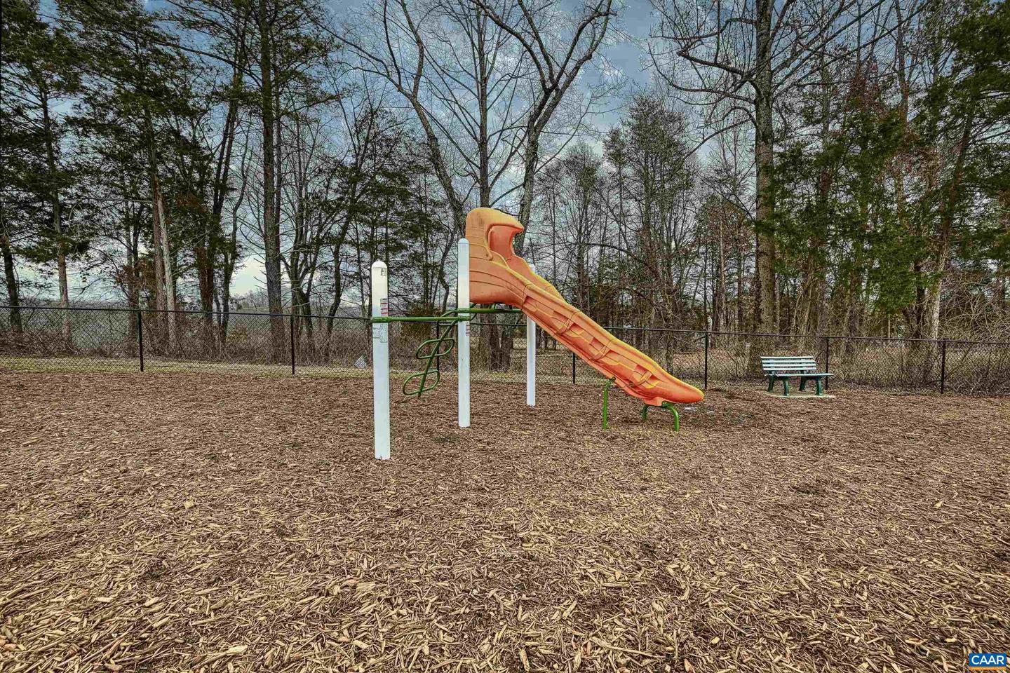 2064 ELM TREE CT, CHARLOTTESVILLE, Virginia 22911, 3 Bedrooms Bedrooms, ,2 BathroomsBathrooms,Residential,For sale,2064 ELM TREE CT,673401 MLS # 673401