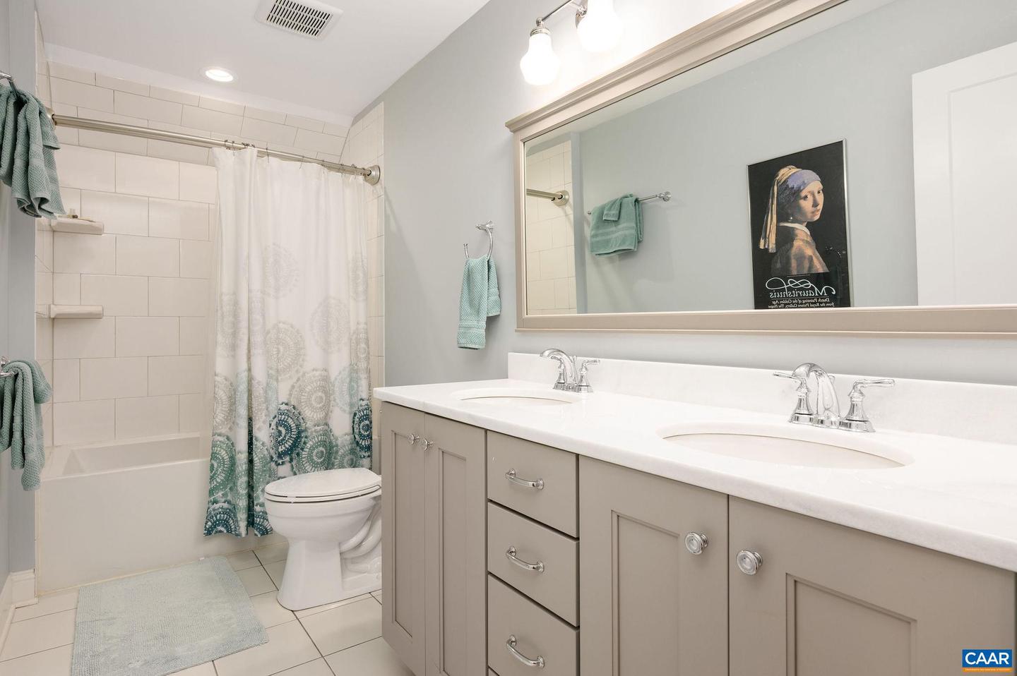 4063 VARICK ST, CHARLOTTESVILLE, Virginia 22901, 4 Bedrooms Bedrooms, ,3 BathroomsBathrooms,Residential,For sale,4063 VARICK ST,673413 MLS # 673413 4063 VARICK ST, CHARLOTTESVILLE, Virginia 22901, 4 Bedrooms Bedrooms, ,3 BathroomsBathrooms,Residential,For sale,4063 VARICK ST,673413 MLS # 673413