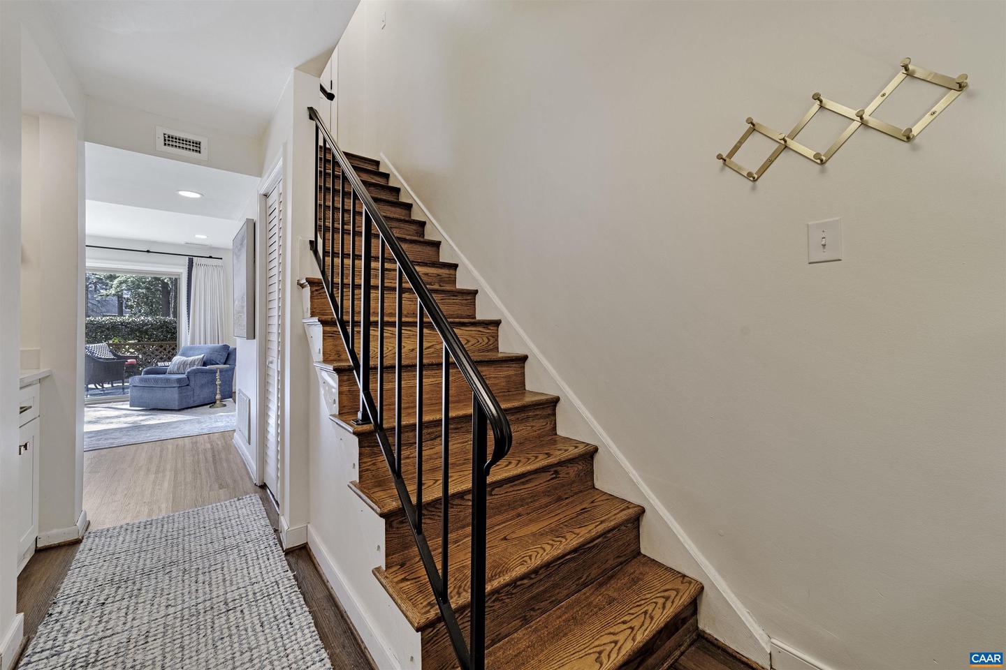 9111 DERBYSHIRE RD #G, HENRICO, Virginia 23229, 2 Bedrooms Bedrooms, ,1 BathroomBathrooms,Residential,For sale,9111 DERBYSHIRE RD #G,673448 MLS # 673448 9111 DERBYSHIRE RD #G, HENRICO, Virginia 23229, 2 Bedrooms Bedrooms, ,1 BathroomBathrooms,Residential,For sale,9111 DERBYSHIRE RD #G,673448 MLS # 673448