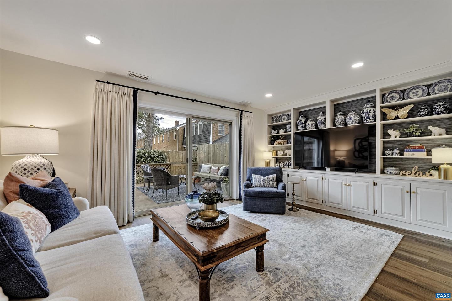 9111 DERBYSHIRE RD #G, HENRICO, Virginia 23229, 2 Bedrooms Bedrooms, ,1 BathroomBathrooms,Residential,For sale,9111 DERBYSHIRE RD #G,673448 MLS # 673448 9111 DERBYSHIRE RD #G, HENRICO, Virginia 23229, 2 Bedrooms Bedrooms, ,1 BathroomBathrooms,Residential,For sale,9111 DERBYSHIRE RD #G,673448 MLS # 673448