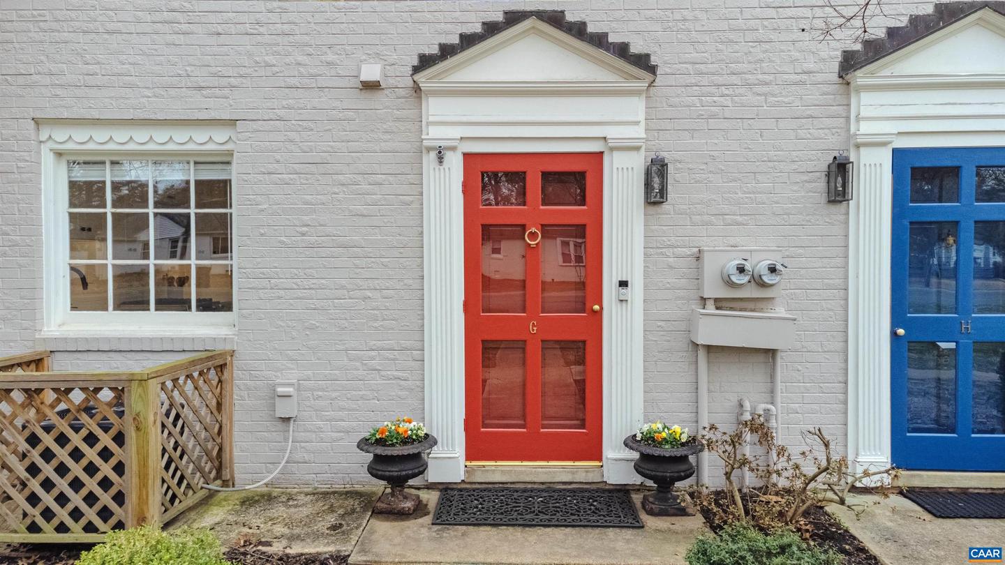 9111 DERBYSHIRE RD #G, HENRICO, Virginia 23229, 2 Bedrooms Bedrooms, ,1 BathroomBathrooms,Residential,For sale,9111 DERBYSHIRE RD #G,673448 MLS # 673448 9111 DERBYSHIRE RD #G, HENRICO, Virginia 23229, 2 Bedrooms Bedrooms, ,1 BathroomBathrooms,Residential,For sale,9111 DERBYSHIRE RD #G,673448 MLS # 673448